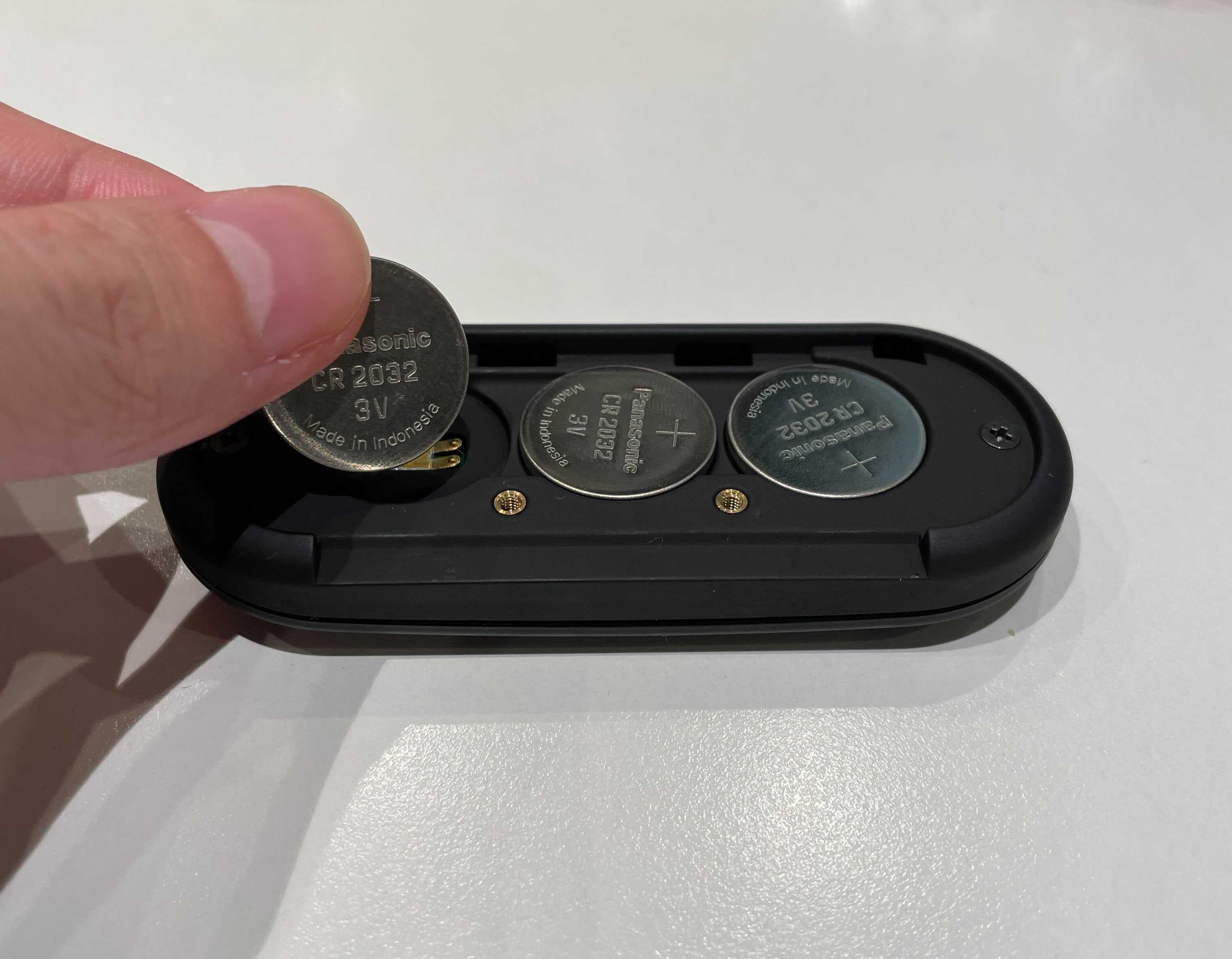 door_sensor_battery.jpg